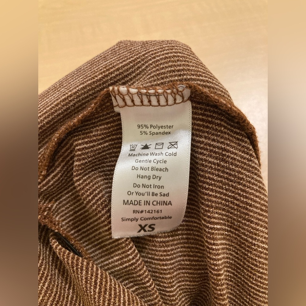 LuLaRoe Leola Jumpsuit Size XS Cinnamon Brown Pinstripe Wide Leg - Picture 10 of 12